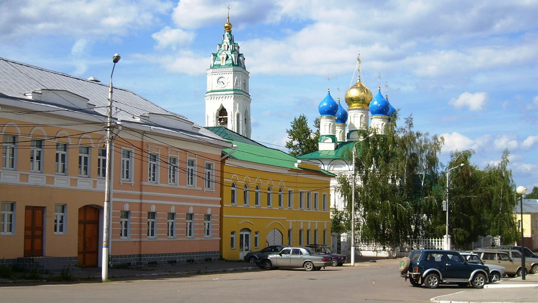 Ансамбль Благовещенской церкви в Туле с шатровой колокольней