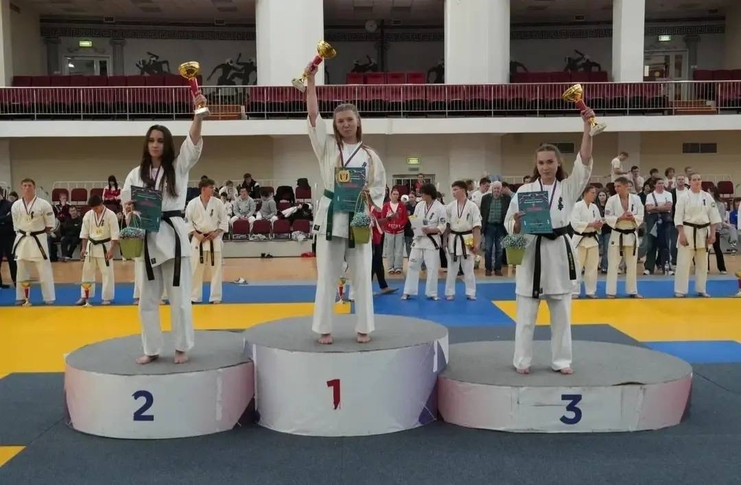 Елизавета Коваленко на верхней ступени пьедестала