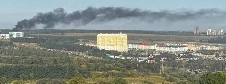 Чёрный дым над жилым районом у Калужского шоссе в Туле