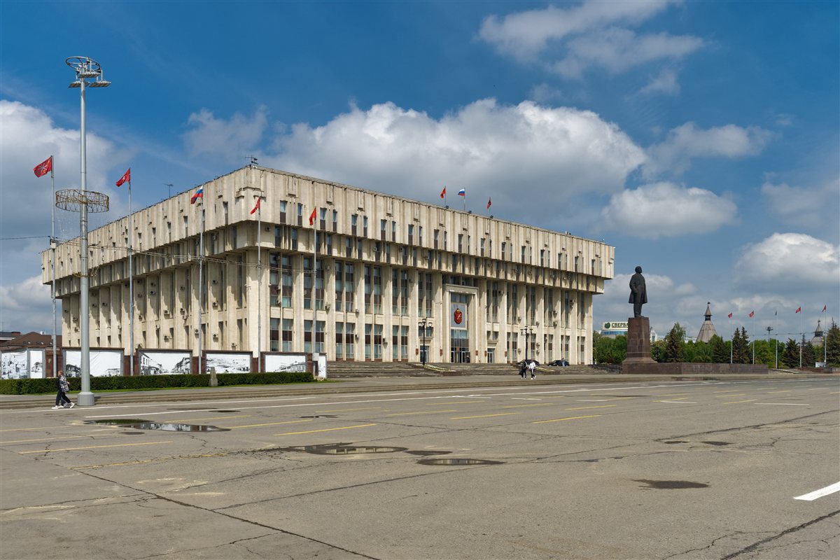 Здание правительства и финансовая тема