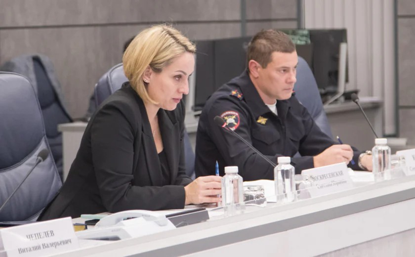 Глава минтранса Тульской области Светлана Воскресенская на совещании